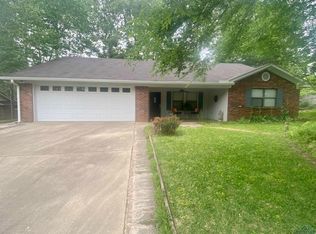 611 Sheffield Dr, Longview, TX 75605
