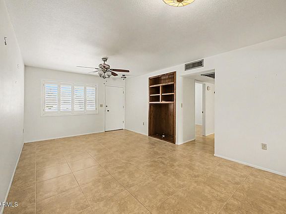 4th image of 11005 W THUNDERBIRD Boulevard