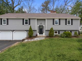 31 Oak Hill Rd, Wayland, MA 01778