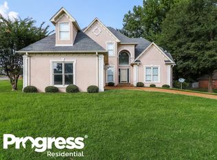 8754 Bazemore Rd, Cordova, TN 38018