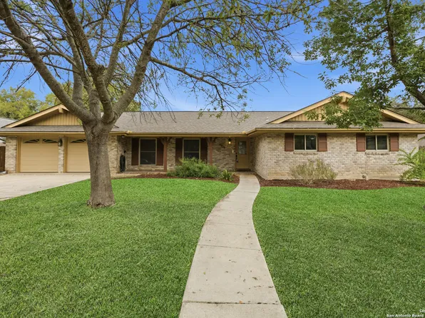 6019 Wildwind, Windcrest, TX 78239