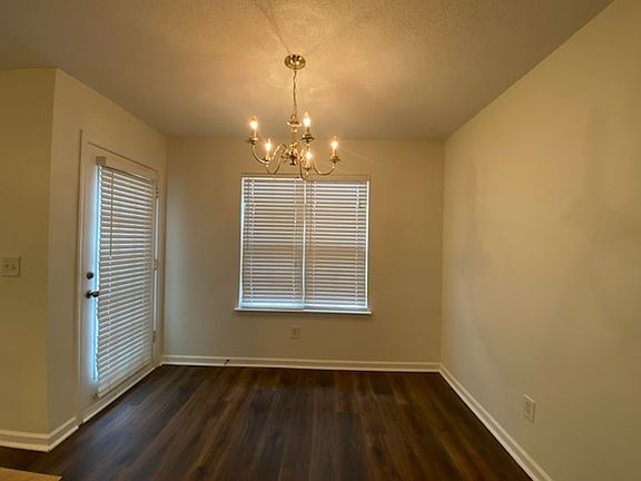 3rd image of 10617 Prairie Ridge Ln