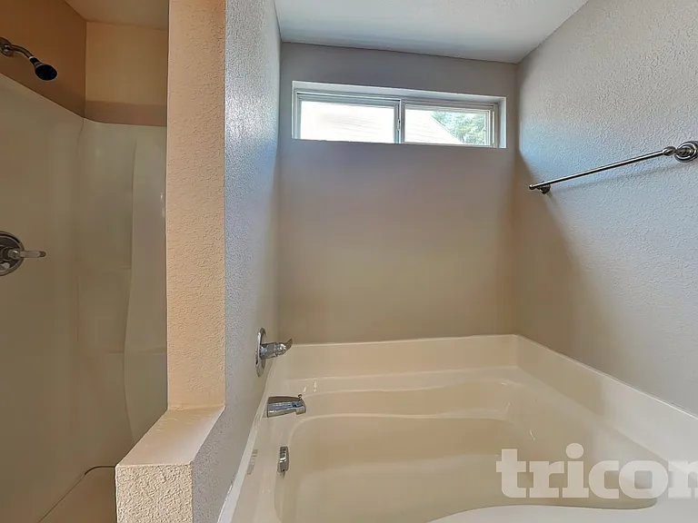 4436 Christenbury Hills Ln — Photo 9