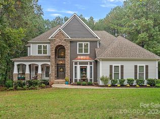8914 Radford Ct, Sherrills Ford, NC 28673