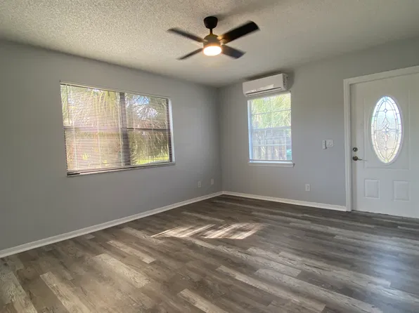 202B Keen Ter, Sebastian, FL 32958