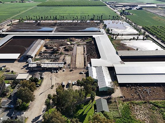 3rd image of 24916 S Manteca Rd