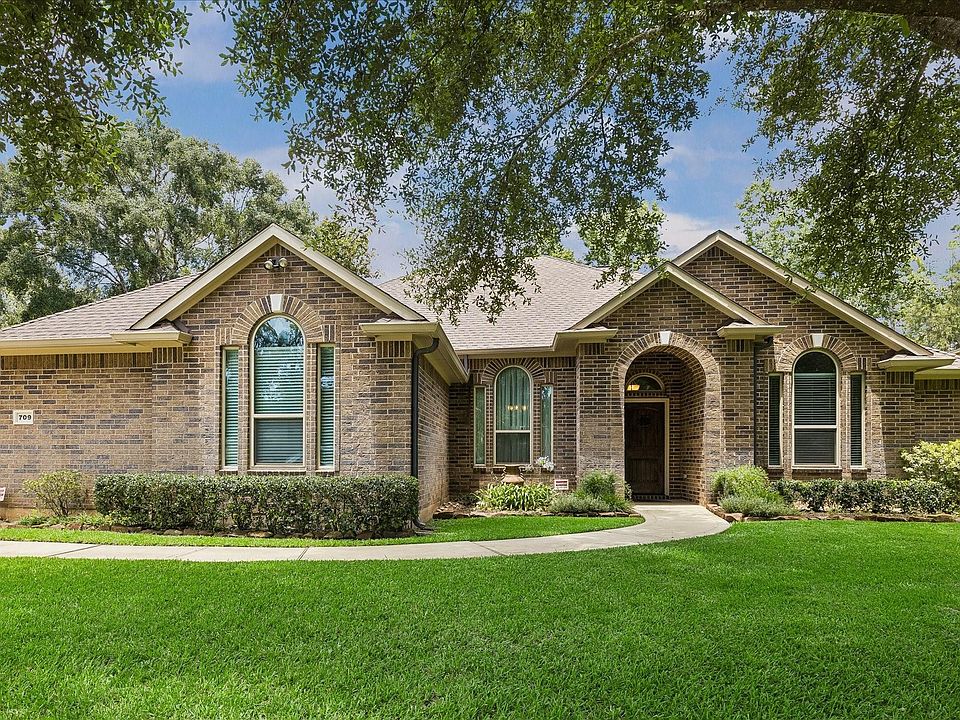 1st image of 709 Forest Lane Ct