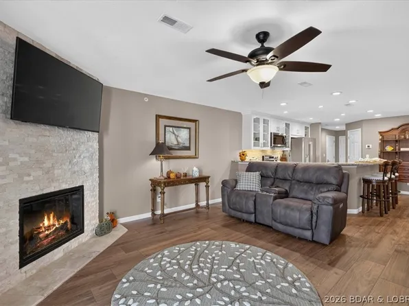 316 Cedar Heights Dr #3A, Camdenton, MO 65020