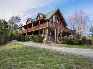 2620 Waldens Creek Rd, Sevierville, TN 37862