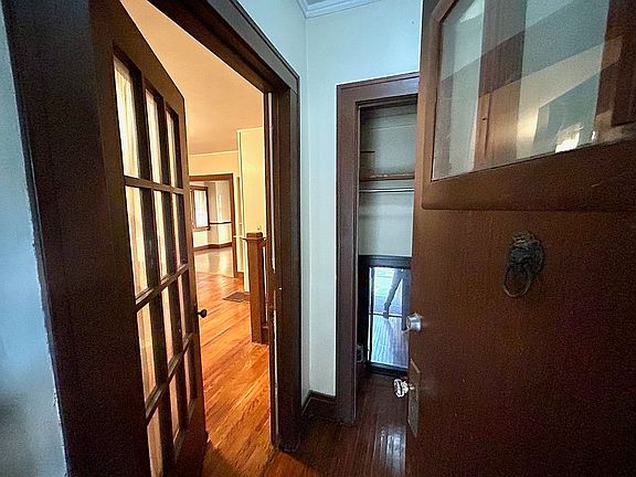 Front entry to living room