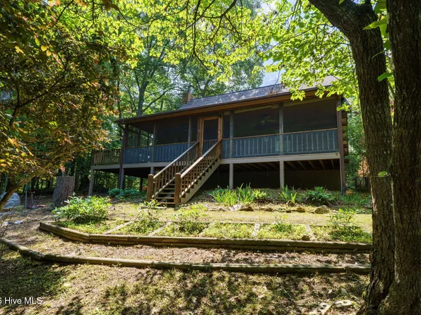 147 Holly Ridge Lane, Murphy, NC 28906