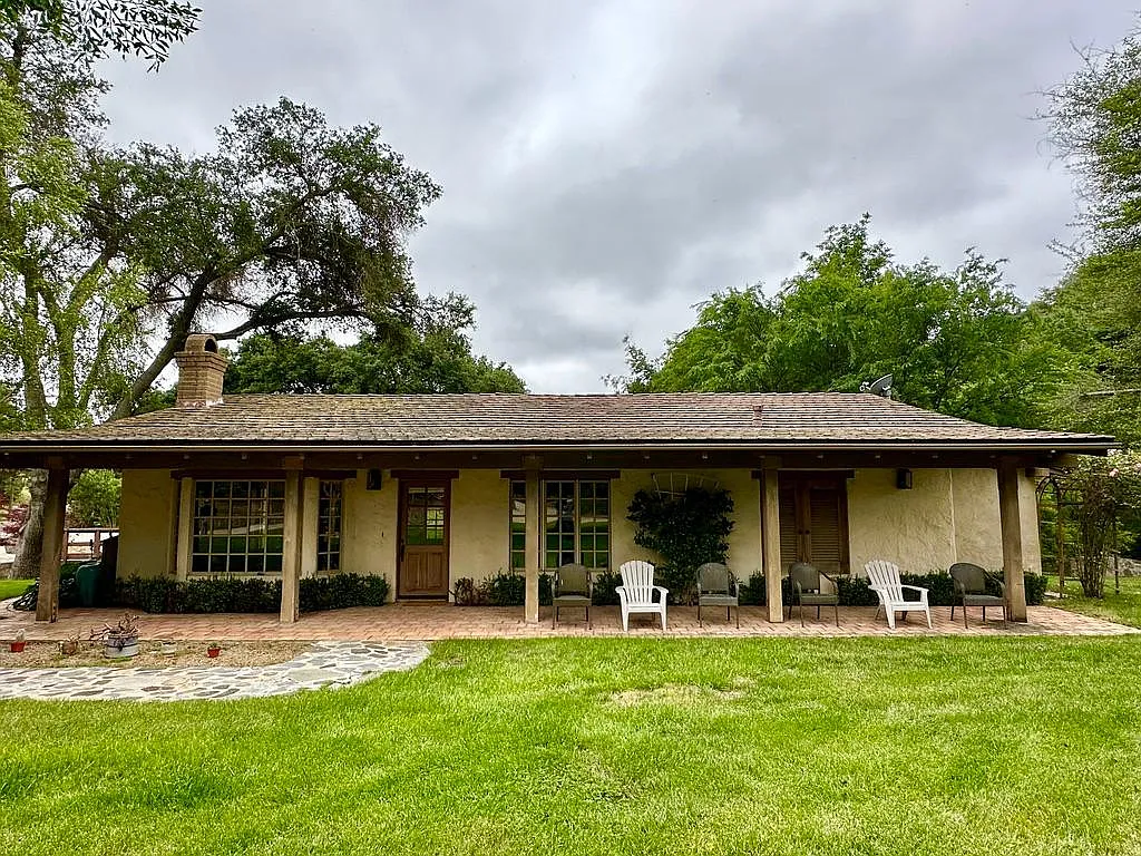 2 bed, 1550 sqft, $3,650 — Photo 4