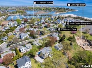 107 Benson Pl, Fairfield, CT 06824