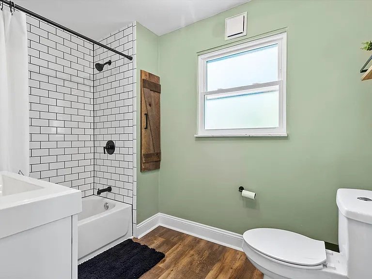1518 Westfield St — Photo 24