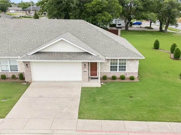 801 N 19th St, Rogers, AR 72756