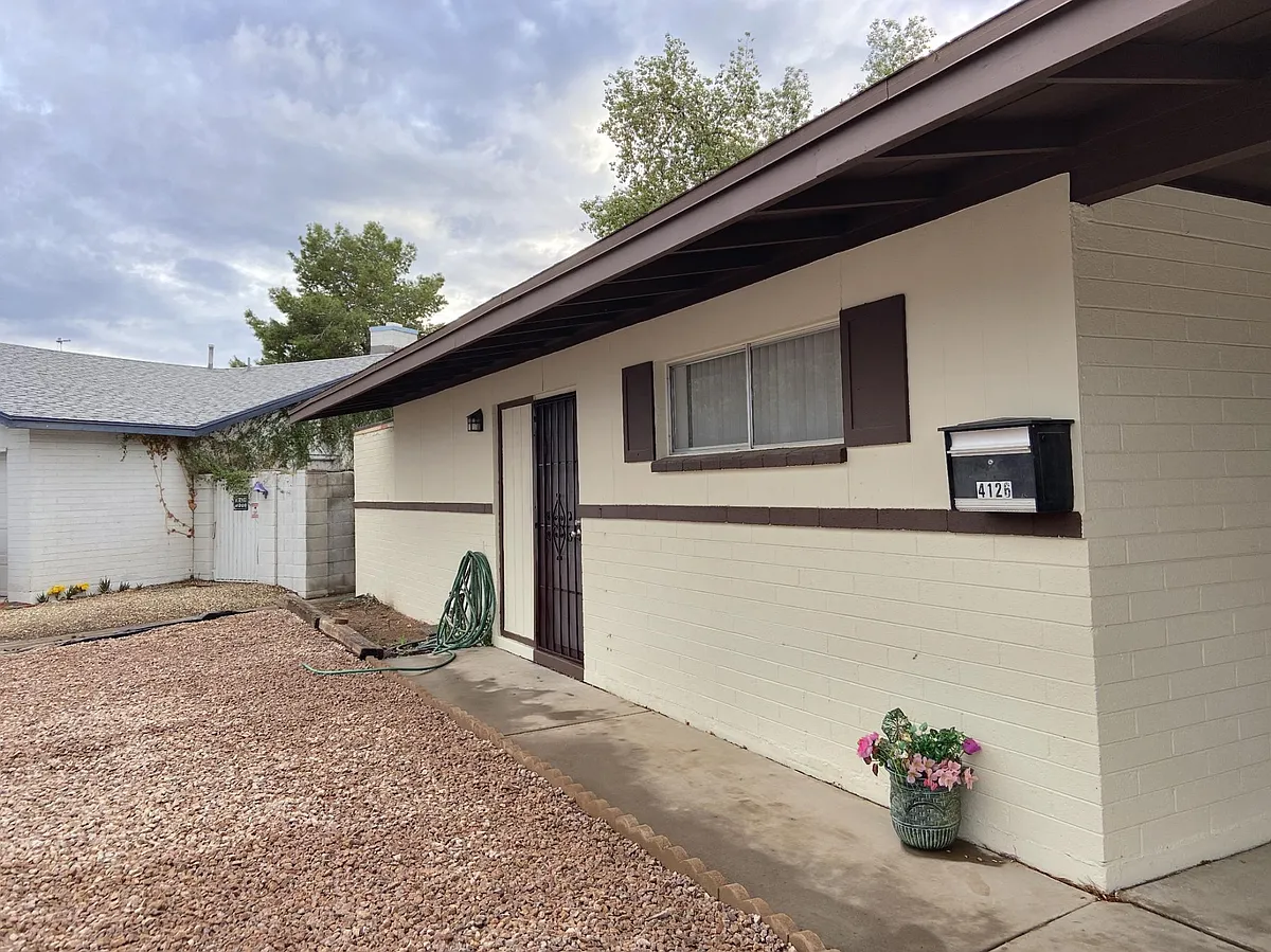 Building Photo - 4126 S La Corta Dr