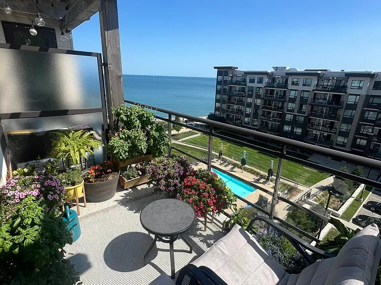 40 Esplanade Ln #604 — Photo 4