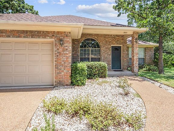 4th image of 2801 Arroyo Ct N