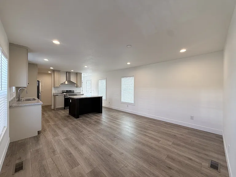2060 N Center St #72 — Photo 4