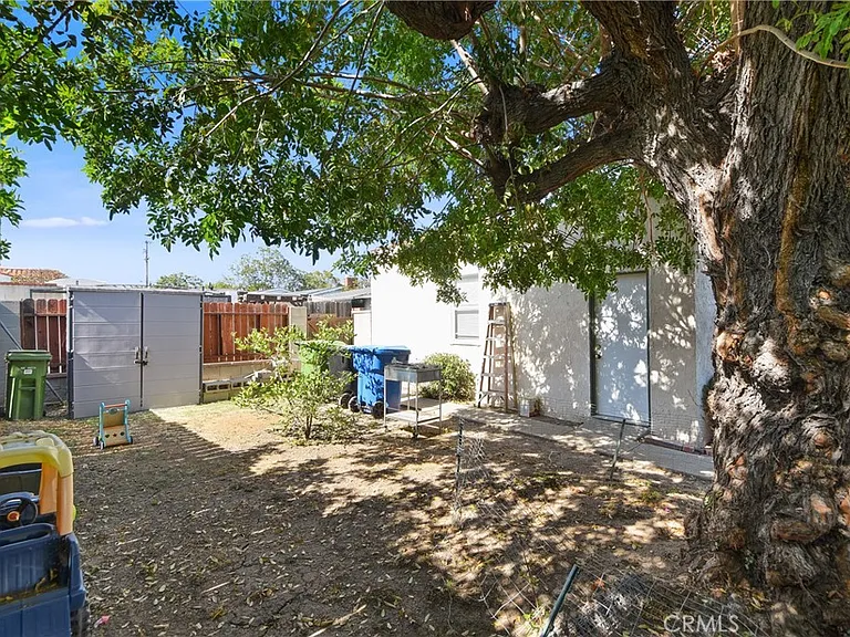 1466 W Santa Cruz St — Photo 13