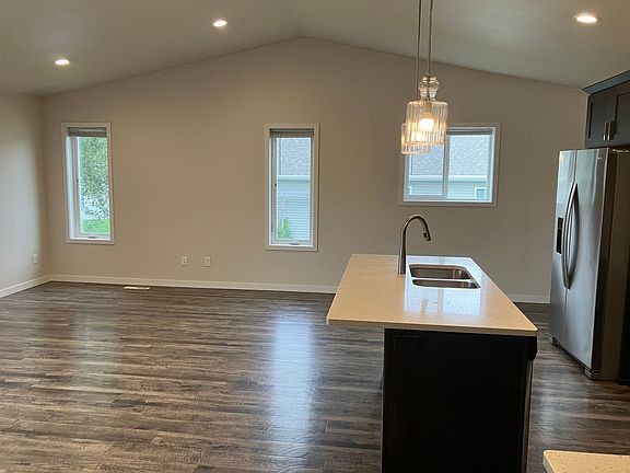 5th image of 1297 Goldenwood Dr