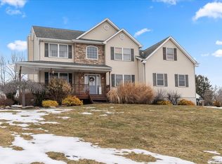 18 Coach House Court, Newburgh, NY 12553