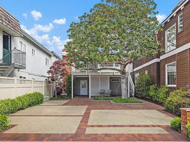 122 Opal Ave #1/2 — Photo 3