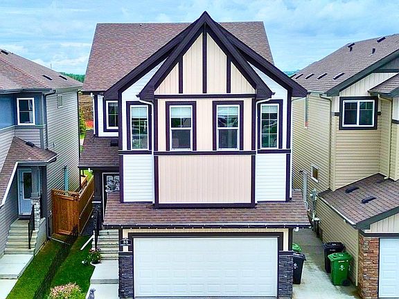 2nd image of 33 Sumac Close