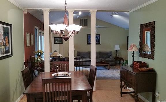 4th image of 3318 Thaxton Pl