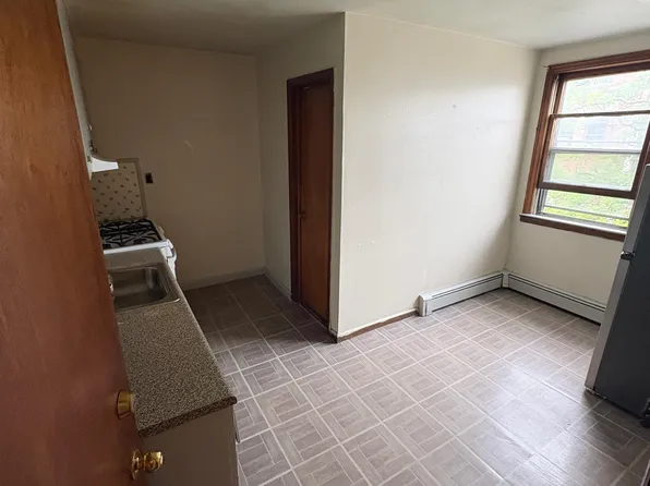 112 Franklin St, Jersey City, NJ 07307