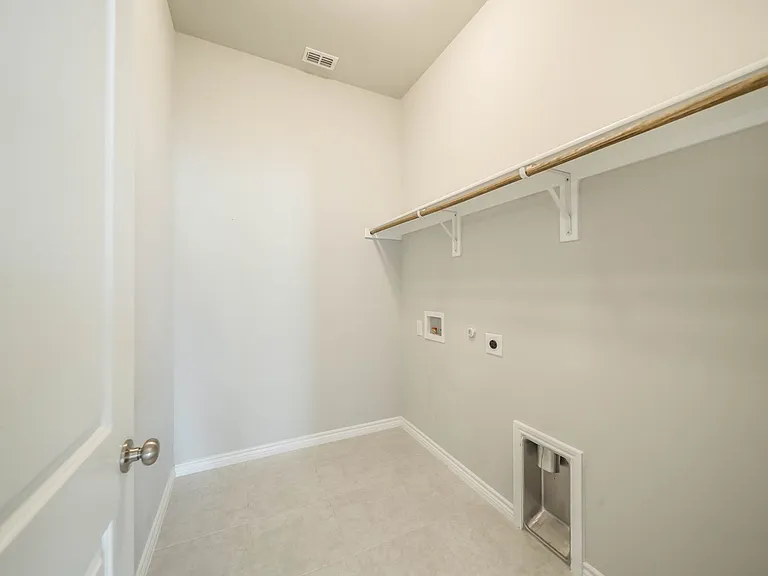 3716 Peach Blossom Rd — Photo 22