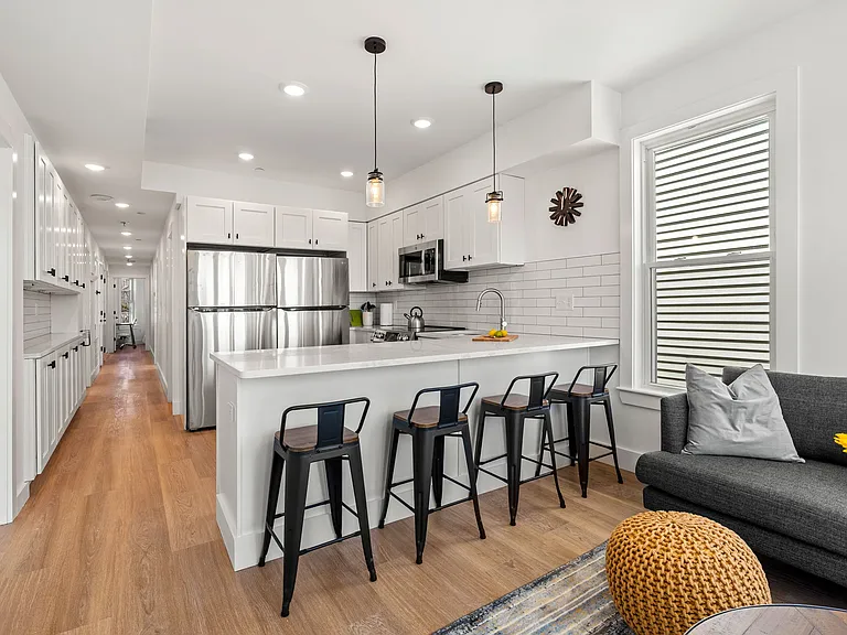 695 Bennington St #4 — Photo 6