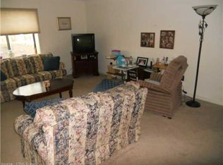3 Hickory Hl, Southington, CT 06489