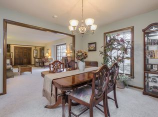 10317 Mohawk Rd, Leawood, KS 66206