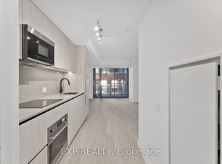 35 Parliament St #613, Toronto, ON M5A 4R2