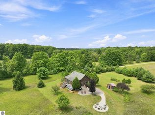 10515 Fowler Rd, Honor, MI 49640
