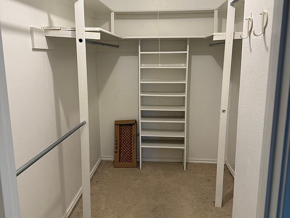 2nd image of 1401 Forest Edge Dr APT 9