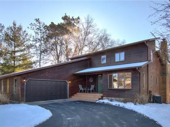 2718 Cherry Blossom Ln NE, Menomonie, WI 54751