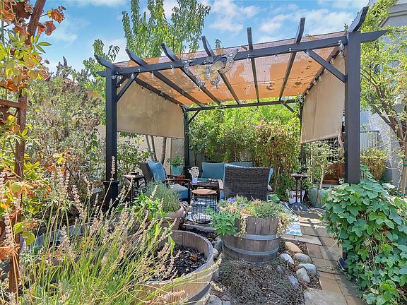 4th image of 5425 San Carlos Way