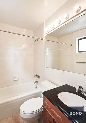 Rented by Bond New York | media 23