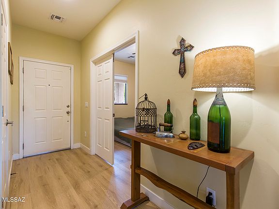 5th image of 841 E Cottonwood Canyon Pl