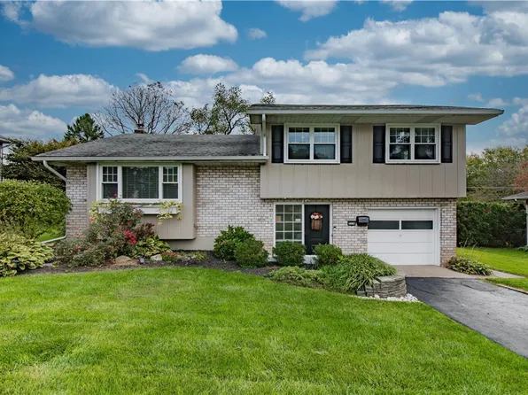3116 Easthill Dr, Bethlehem, PA 18017
