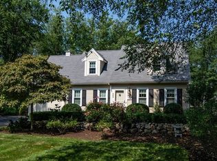 203 Old Barnstable Rd, Mashpee, MA 02649