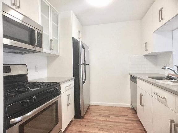 3rd image of 3210 Riverdale Ave APT 8L