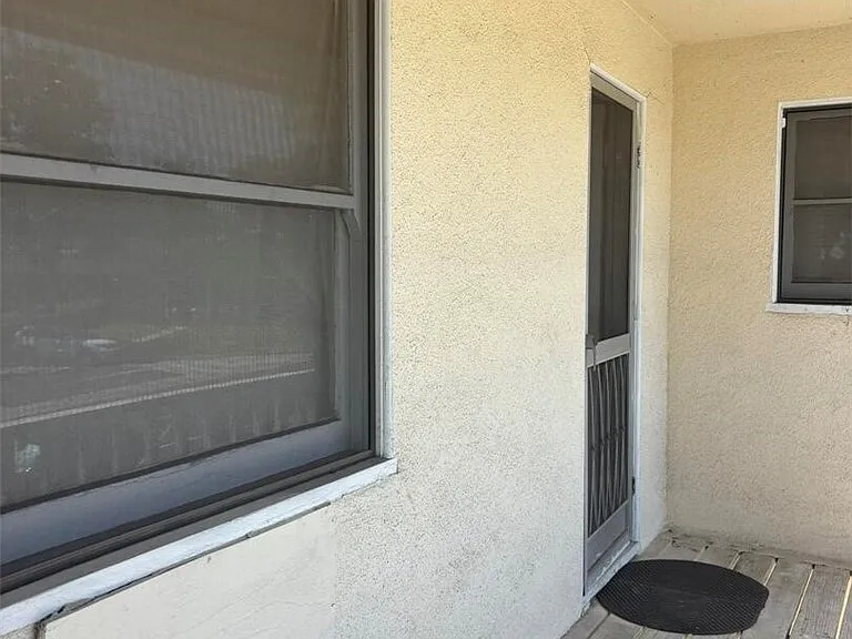 10007 Cole Rd — Photo 61