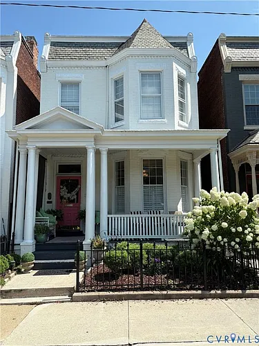 2004 Hanover Ave Photo 1