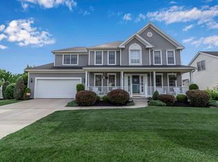 154 San Fernando Ln, East Amherst, NY 14051