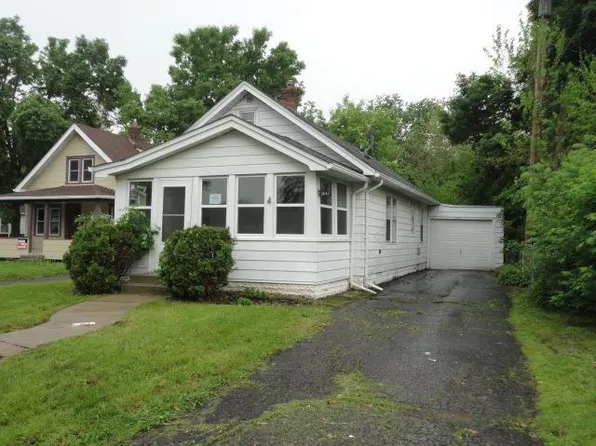 2141 Mohawk Ave, Saint Paul, MN 55119