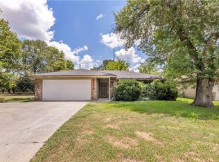 3210 Sandpiper Cir, Bryan, TX 77802