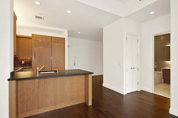 Rented by Renetta Real Estate | media 5